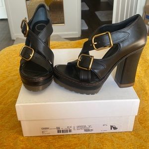 CHLOE - BRAND NEW WITH BOX - black sandal platform buckle heels